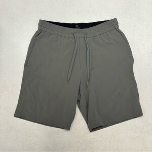Lululemon Men’s Bowline Ripstop Linerless Shorts 8” inseam